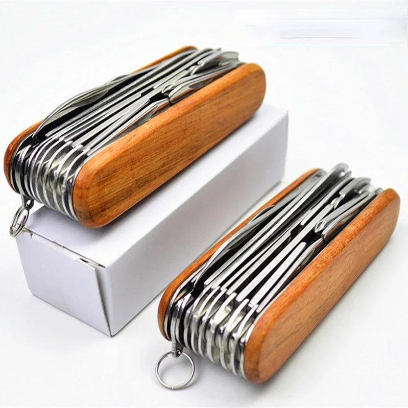 17-in-1 Folding Multitool OrraWild